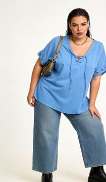 Immagine di V NECK DRAWSTRING TOP WITH RIVETS ON COLLAR  AND SLEEVE